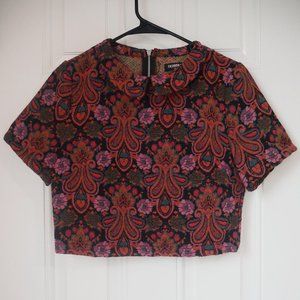 Vintage-Style Crop Top with Collar